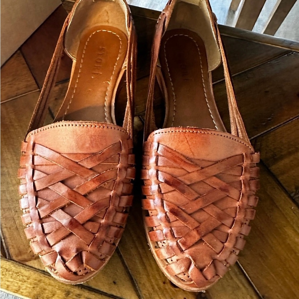 Stori Huarache Sandals
